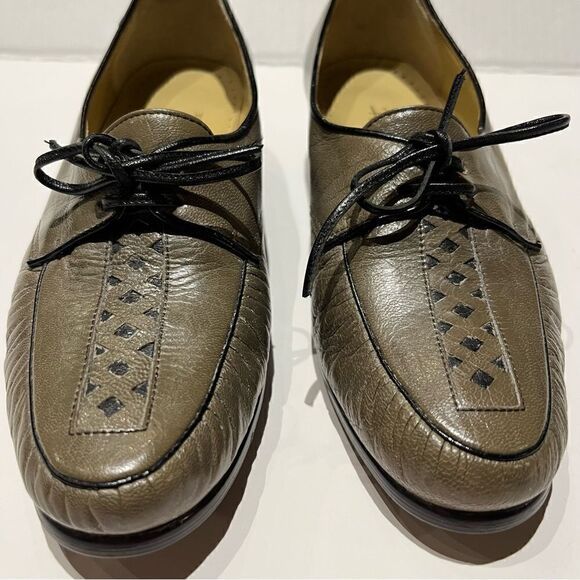 Christian Pellet France loafers Gray with black trim size 5 EE - Picture 2 of 12